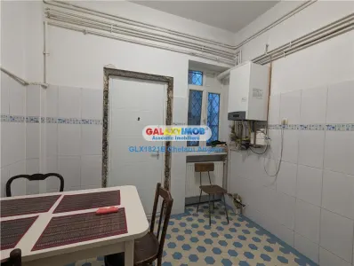 Unirii apartament 7 camere,suprafata utila 198 mp,stare bună - foto 21