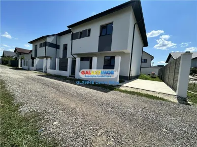 Casa 4 camere/3bai si Mansarda -Teren 200mp-Margelelor-Canalizare-STB - foto 18