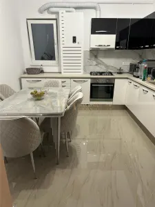 Vanzare apartament 2 camere Giroc - foto 2