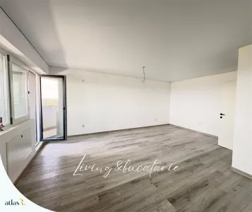 Apartament 3 camere - 88 mp, NOU, Copou - foto 2