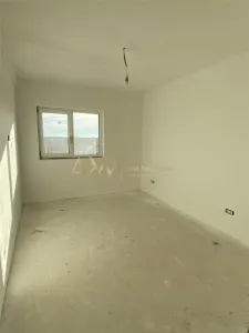 Vanzare 1/2 duplex 5 camere Giroc - foto 8