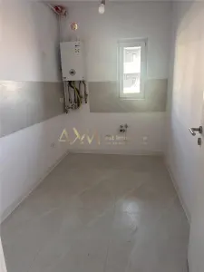 Vanzare apartament 2 camere Giroc - foto 4