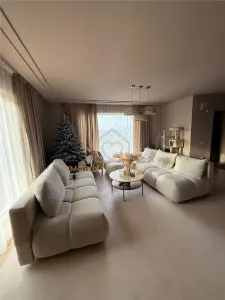 Casa deosebita cu 3 camere 7,5 ari - foto 14