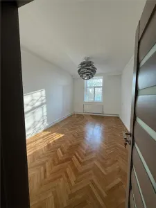 Centru Copou Negruzzi , 3 camere, 80 mp - Iasi