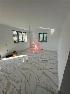 CASA TOMESTI PRIMARIE 470mp Teren, cu toate utilitatile / COMISION 0 - foto 4