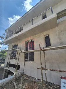 Casa tip duplex, exceptionale, zona linistita. Strada Tineretului, Floresti - foto 2