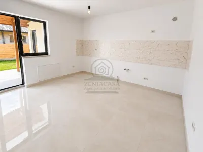 Casa Miroslava Ciurbesti 3 camere / CANALIZARE si ASFALT - foto 5