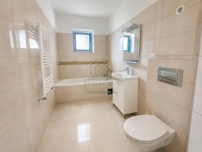 Casa Miroslava Ciurbesti 3 camere / CANALIZARE si ASFALT - foto 6
