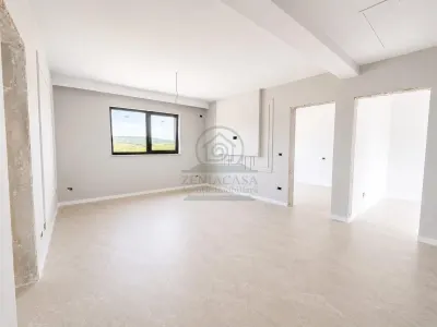 Casa 4 camere Miroslava Iasi 500 mp teren CANALIZARE - foto 3
