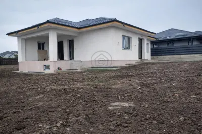 Casa 3 camere Iasi Letcani / 500 mp teren - foto 10