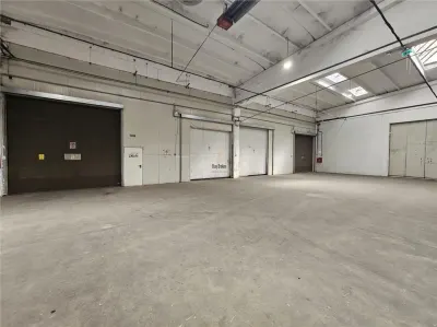 Spatiu Industrial - 900 mp - Productie - Depozitare - Distributie - Sibiu