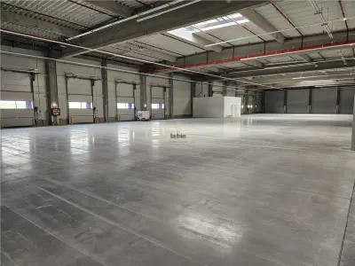 Spatiu Industrial - 5300 mp - Logistica - Productie - Depozitare - Distributie - foto 3