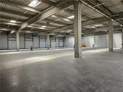 Spatiu Industrial - 2600 mp - Depozitare - Distributie - Sibiu