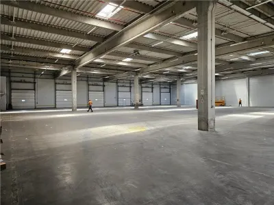 Spatiu Industrial - 2600 mp - Depozitare - Distributie - foto 3