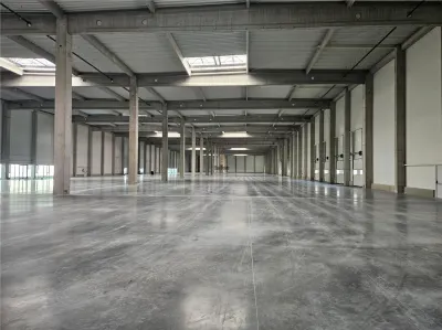 Spatii Industriale - 9500 mp - Logistica - Productie - Depozitare - Distributie - Sibiu