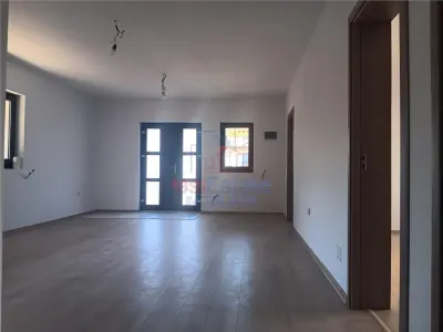 LA CHEIE! Visan Barnova CASA parter 100mp TEREN 400mp toate utilitatile - foto 6