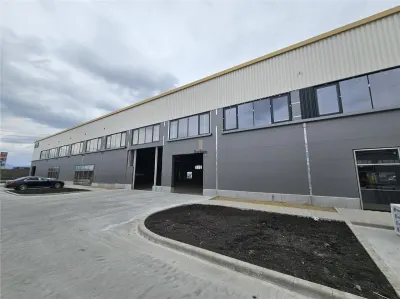 Spatiu Industrial - 1140 mp - Productie - Depozitare - Distributie - E-Commerce - foto 3
