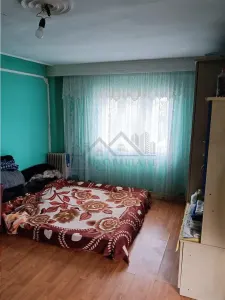 Manta Rosie  Hlincea Casa parter din caramida 81mp si teren 616mp - Hlincea