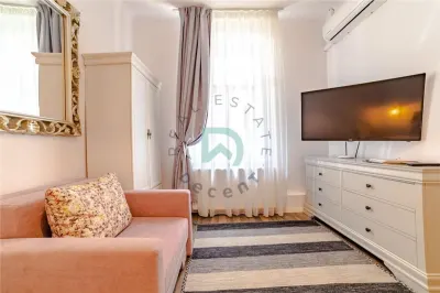 Casa,centrul istoric Brasov - foto 11