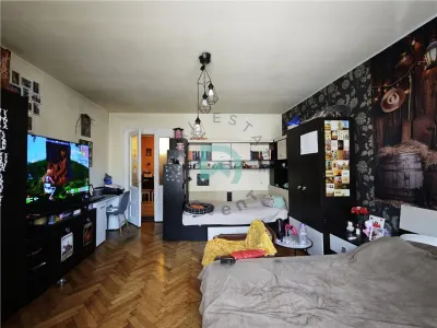 Apartament in casa   Piata Unirii Brasov - foto 16