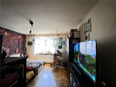 Apartament in casa   Piata Unirii Brasov - foto 17