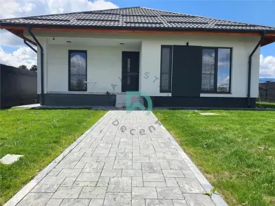 Casa de vanzare  Carpinis - Carpinis