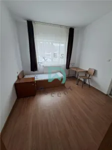 Imobil de închiriat – 18 camere | Ideal pentru muncitori, pensiune sau activități comerciale - foto 3