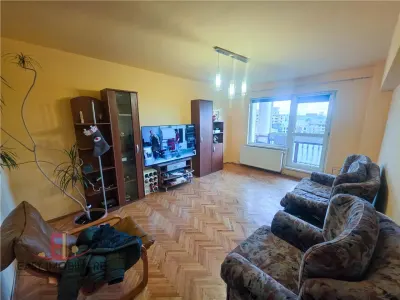 Apartament 4 camere, UMF, 7 Noiembrie, 2 bai, Targu Mures - foto 2