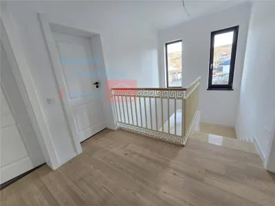 Casa noua, finalizata, intabulata, la iesire din Letcani - foto 16
