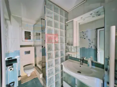 Apartament 3 camere, etaj 1, Pacurari Petru Poni - foto 12
