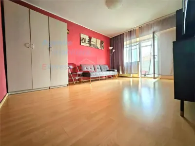Apartament 3 camere, etaj 1, Pacurari Petru Poni - foto 3