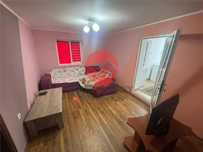 Casa 3 camere cu terasa, renovata, cartierul Nou, zona linistita - foto 3