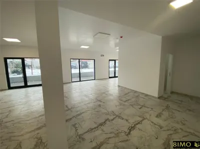 Spatiu comercial nou de inchiriat 106 mp, in complexul Avanera - Suceava