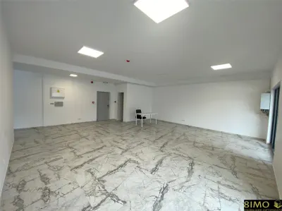 Spatiu comercial nou de inchiriat 106 mp, in complexul Avanera - foto 2