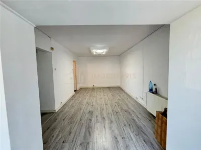 Spatiu Comercial de vanzare - foto 2