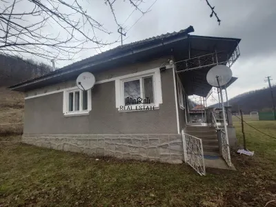 1.3 haTeren si  Casa Luncoiu de Jos - foto 12