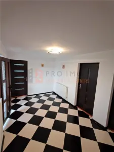 Casa tip parter zona Sapoca - foto 13