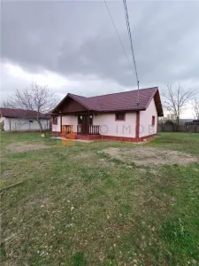 Casa tip parter zona Sapoca - foto 5