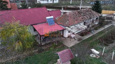 Casa tip parter + beci si teren in Candesti, Vernesti - foto 2
