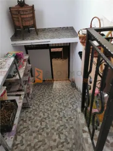 Casa tip parter + beci si teren in Candesti, Vernesti - foto 18