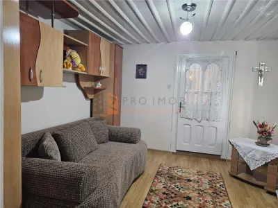 Casa tip parter + beci si teren in Candesti, Vernesti - foto 10