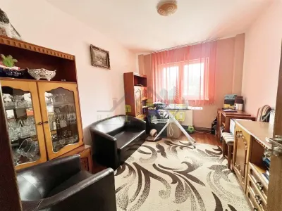 Apartament 4 camere decomandat, etaj intermediar Carpatilor- Lidl - foto 3