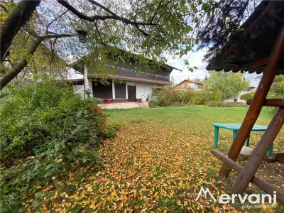 Vila de vânzare cu 4 camere în Breaza - foto 2
