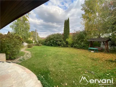 Vila de vânzare cu 4 camere în Breaza - foto 3