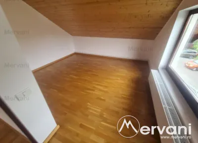 Vila de vanzare in Comarnic - foto 11