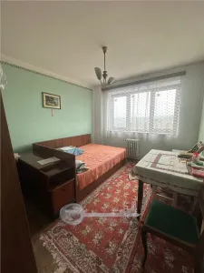CENTRU BLOC GULIVER 3 CAMERE  LIBER ETAJ INTERMEDIAR - foto 4