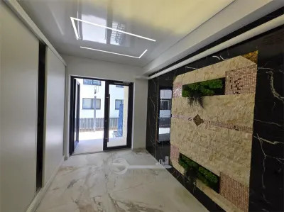 Apartament 2camere Bucium + curte 25mp - foto 4