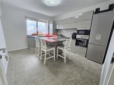 Vila deosebita in Miroslava: constructie premium, eficienta din toate punctele de vedere - foto 5