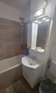 Apartament 2 camere Hala Centrala - foto 7