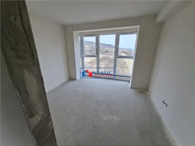 Vanzare apartament 2 camere zona Sesul de Sus Floresti - foto 3